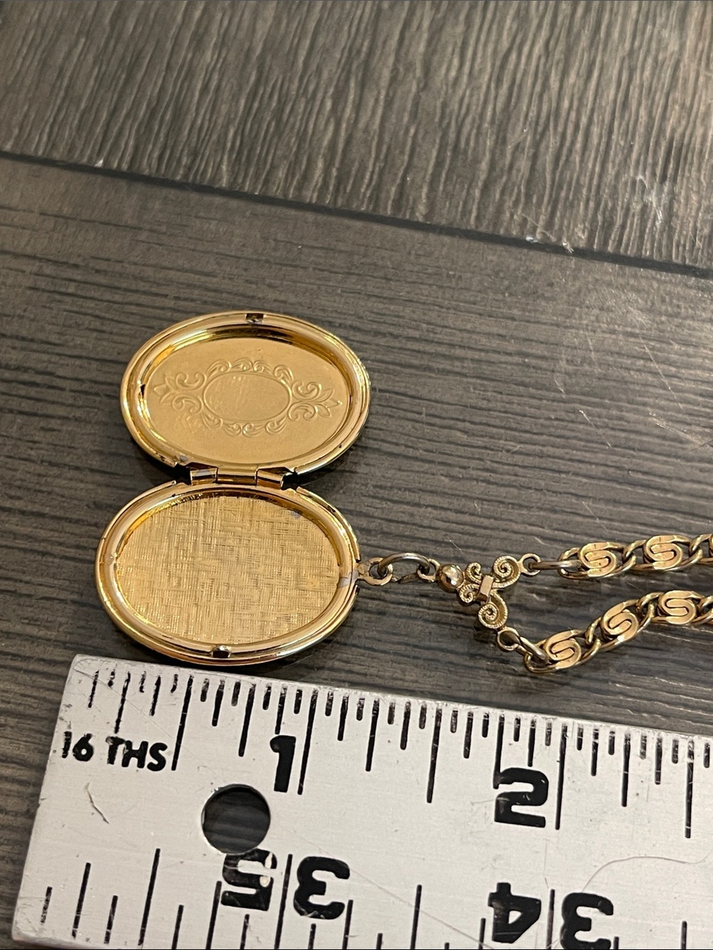Gold-tone Oval Locket necklace from the 1928 Jewelry Company - Picture 12 of 16